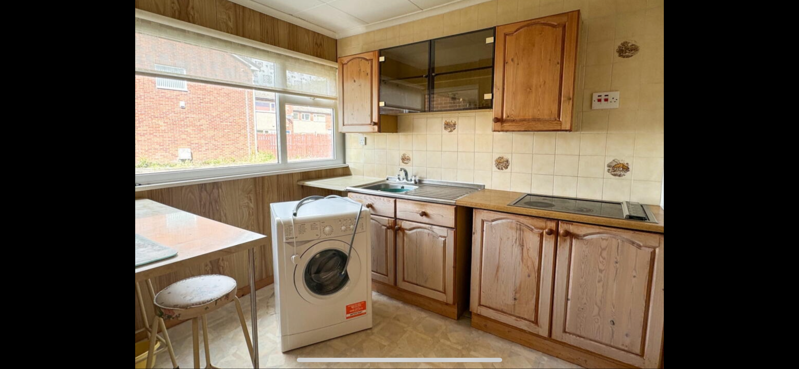 Willow Crescent Before Renovation
